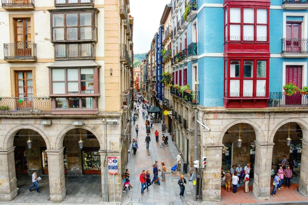 Calle Belosticalle - Desde Erribera merkatua, Spain