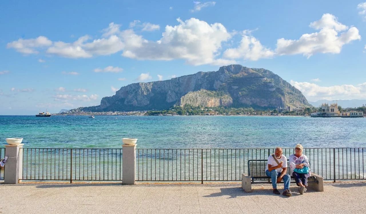 Mondello - Từ Porticciolo di Mondello, Italy
