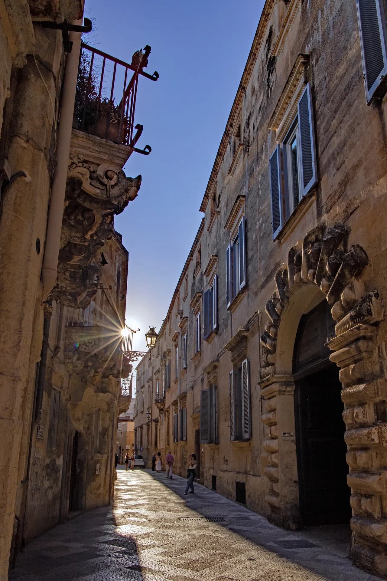 Lecce - З Via del Palazzo dei Conti di Lecce, Italy