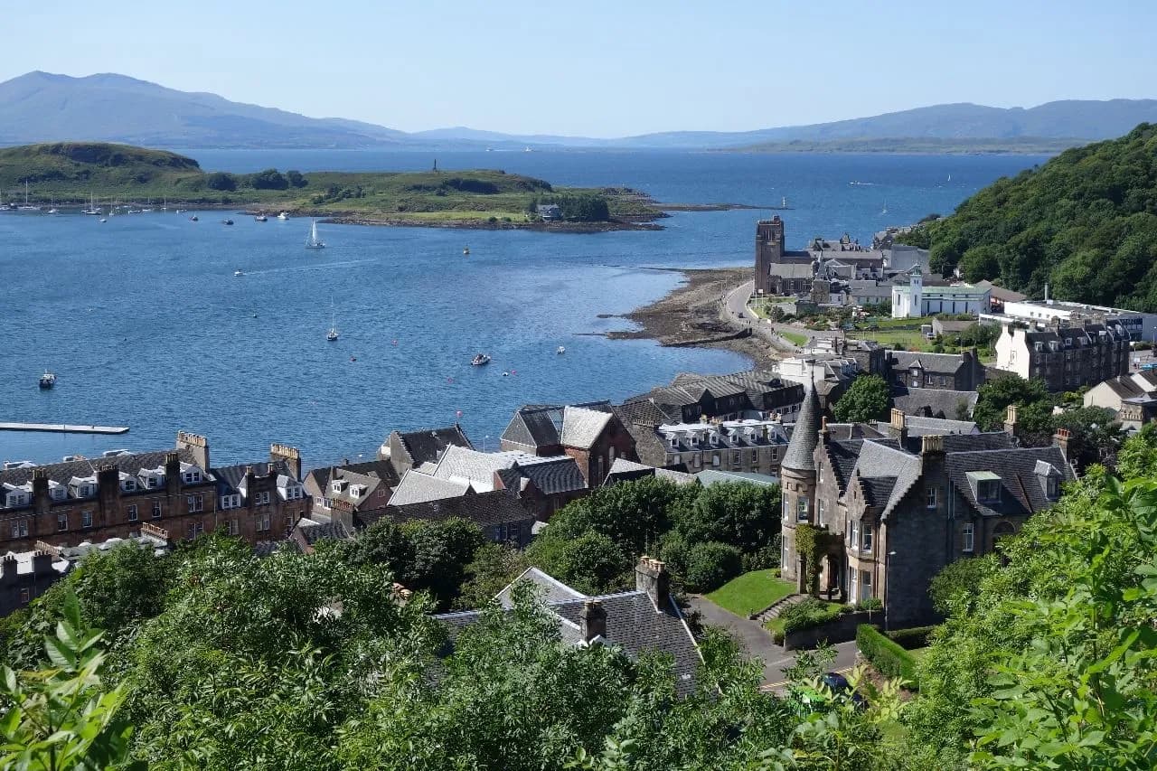 Oban Bay - から McCaig's Tower Hill, United Kingdom