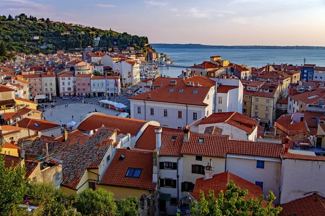 Tartini Plaza - Desde Zvonik, Slovenia