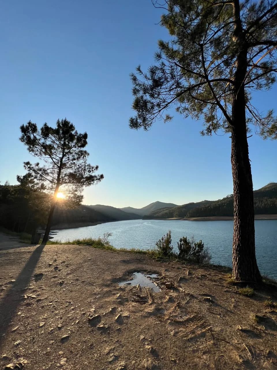 Rio zêzere - De Praia fluvial de Dornes, Portugal