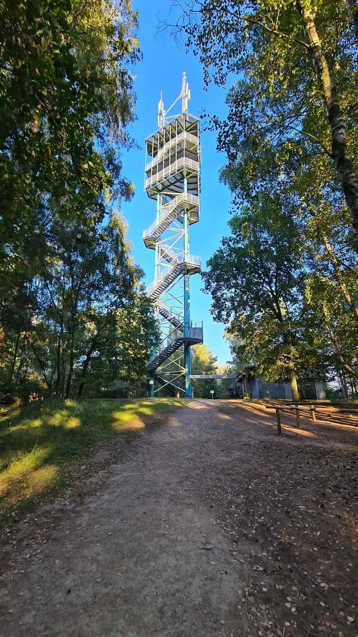 Aussichtsturm Käflingsberg im Müritz-Nationalpark - З Wanderweg, Germany
