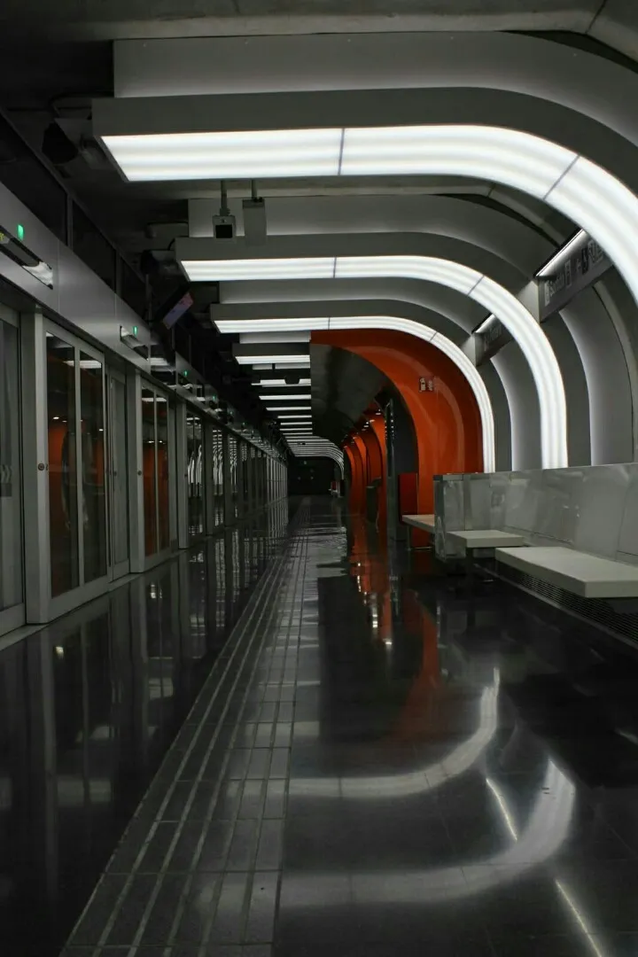 Foneria Subway - Z Inside, Spain