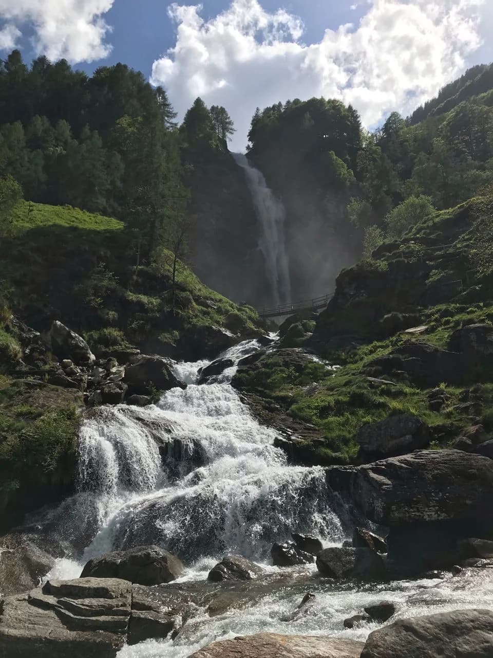 La Froda Waterfall - De Strada de Redòrta, Switzerland