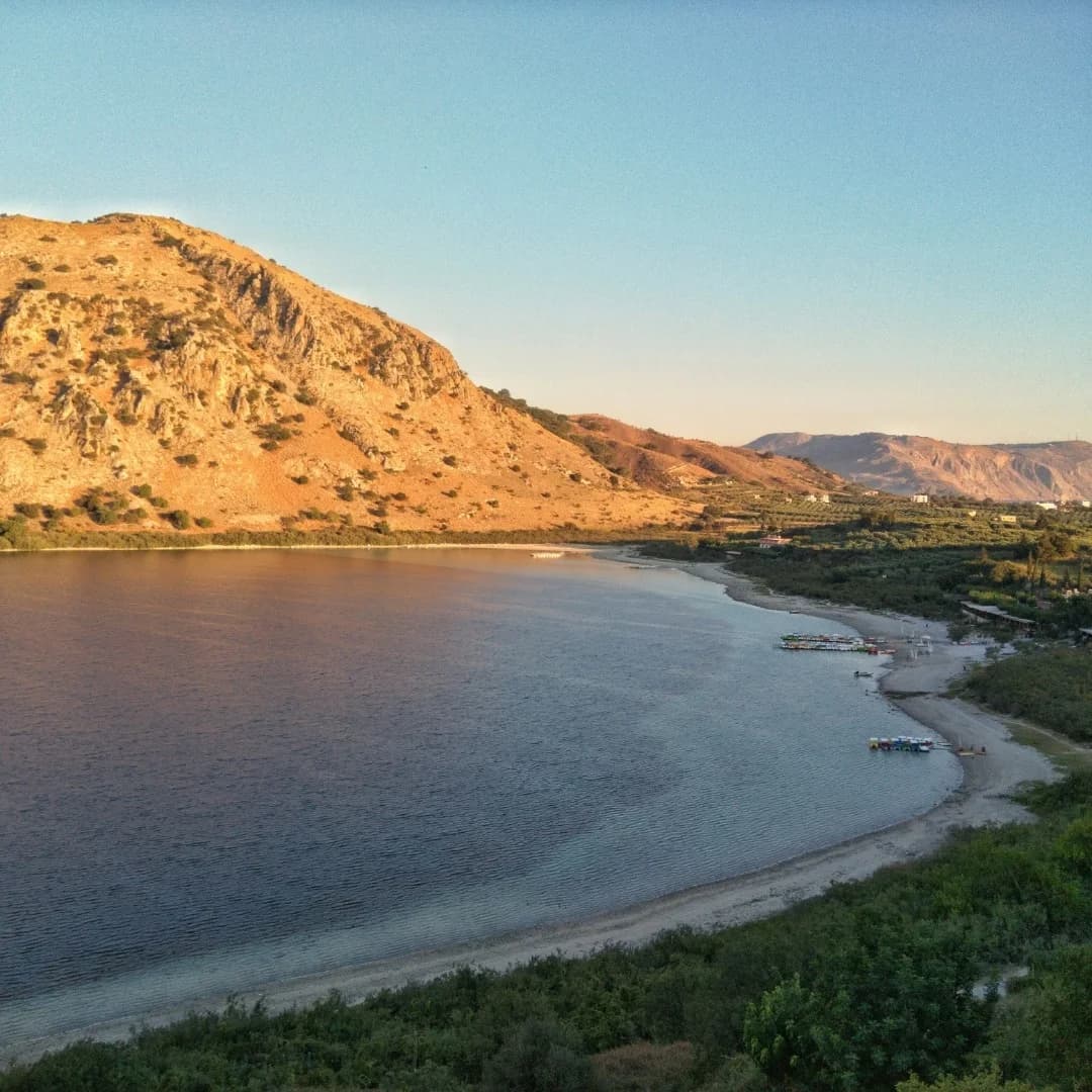 Kourna Lake - از Viewpoint, Greece