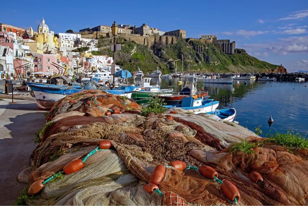 Porticciolo Turistico - Frá Via Marina di Corricella, Italy