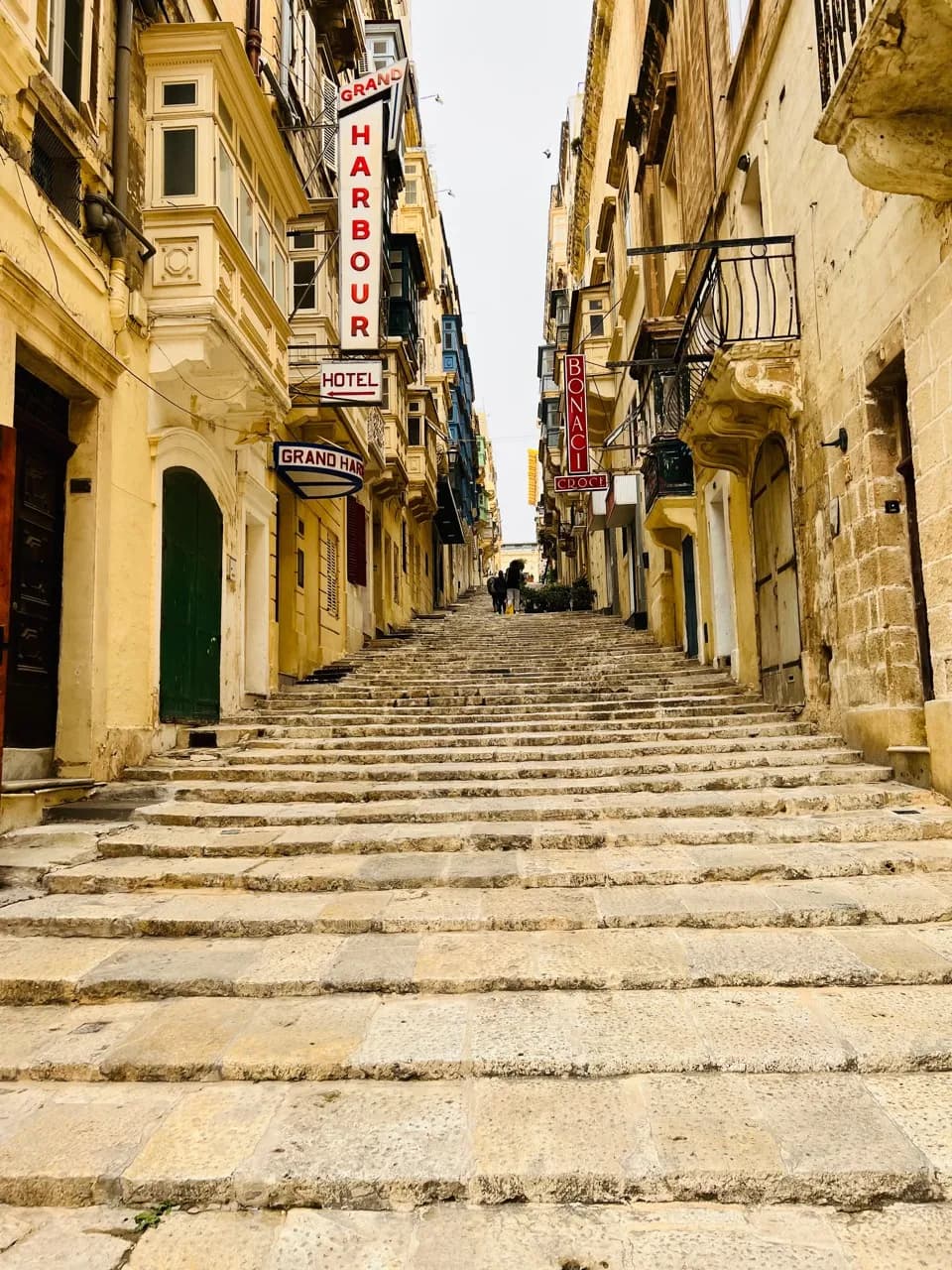 Casco viejo - از Ta' Giezu Church, Malta