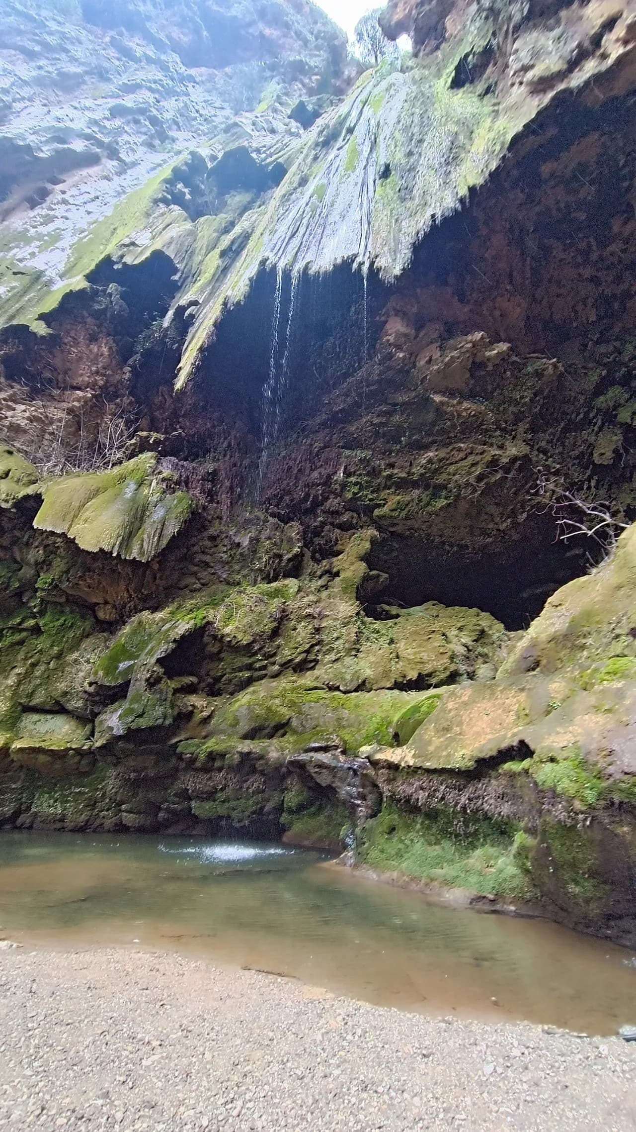 Grande Cascade D'akchour - Morocco