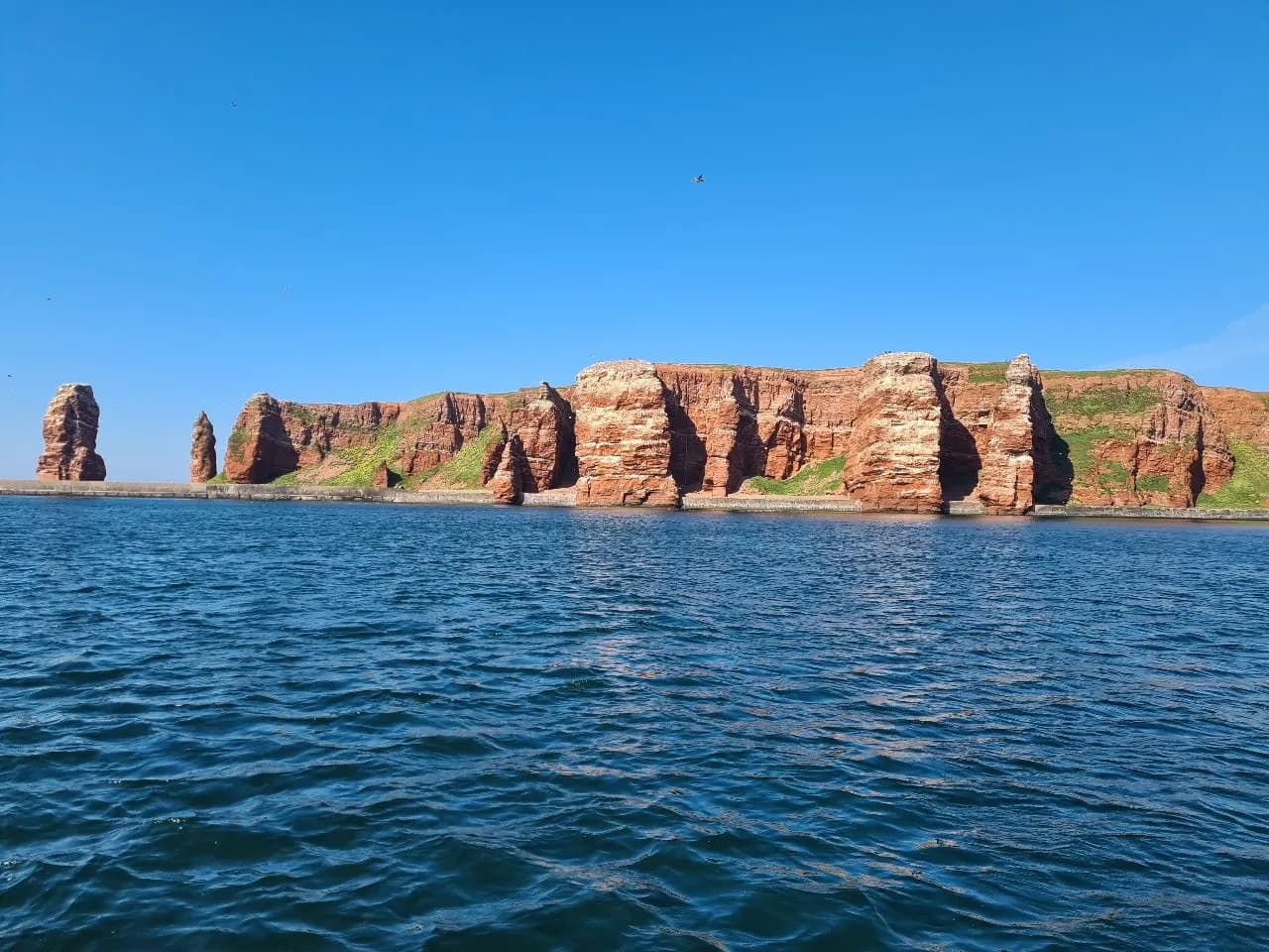 Lange Anna und rote Klippen von Helgoland - Frá Börteboot Tour, Germany