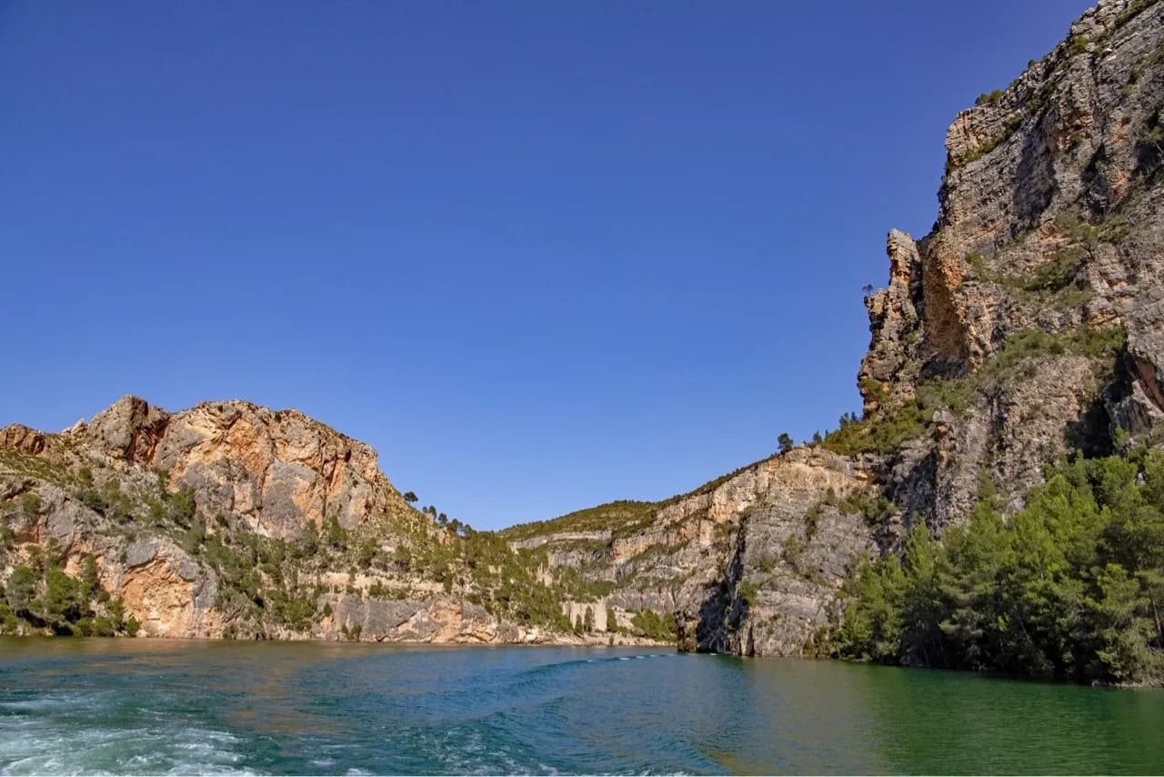 Embalse Cortes II - De Ferry, Spain