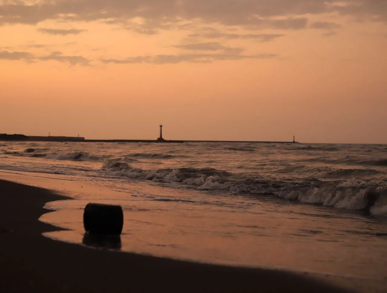 Hsinchu Fish Harbor Lighthouse - Kimdən Nanliao Fishing Port Wharf, Taiwan