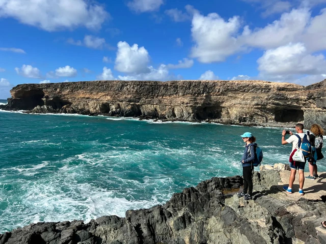 Caleta Negra - Kimdən Cuevas de Ajuy, Spain