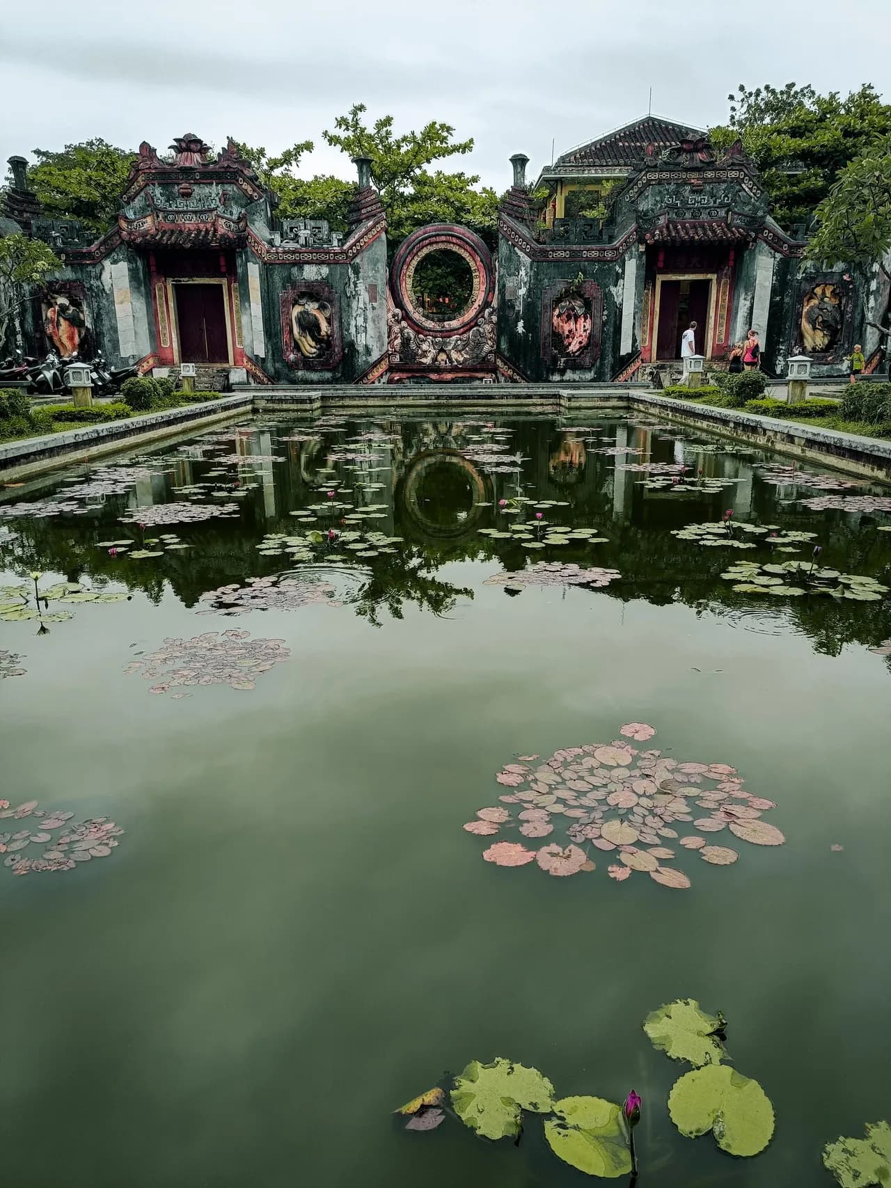 Bà Mụ Temple - Vietnam