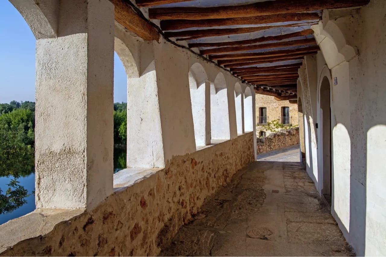 Palau de Miravet - Spain