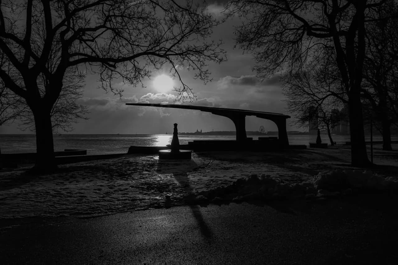 Chess Pavilion - 출발지 Lakefront trail south of North Ave beach, United States