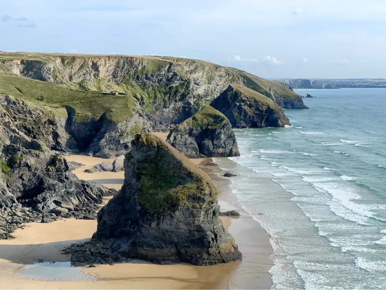 Bedruthan Steps - Từ Pentire Steps Beach, United Kingdom