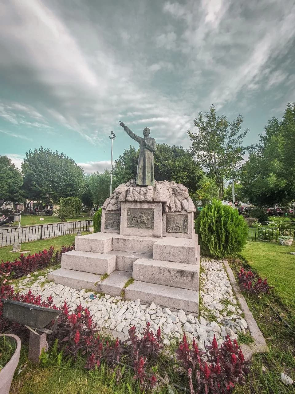 Monumento Cura Brochero - से Plaza Centenario, Argentina