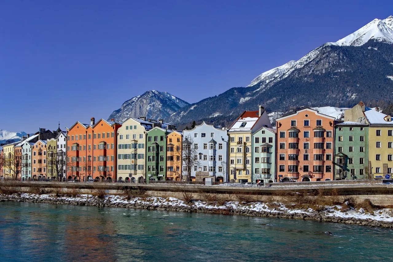 Fiume Inn e Mariahilfstrasse - Från Markplatz, Austria