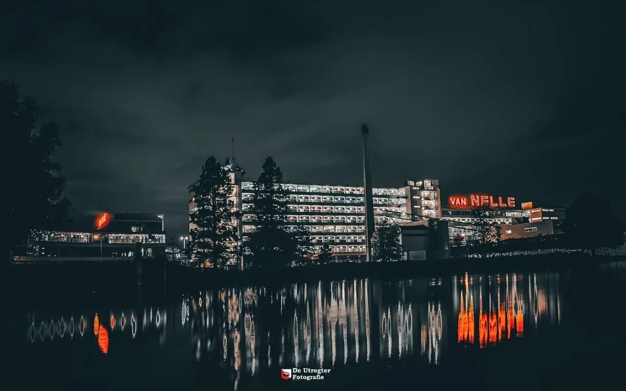 Van Nelle Fabriek - Kimdən Professor Jonkersweg, Netherlands