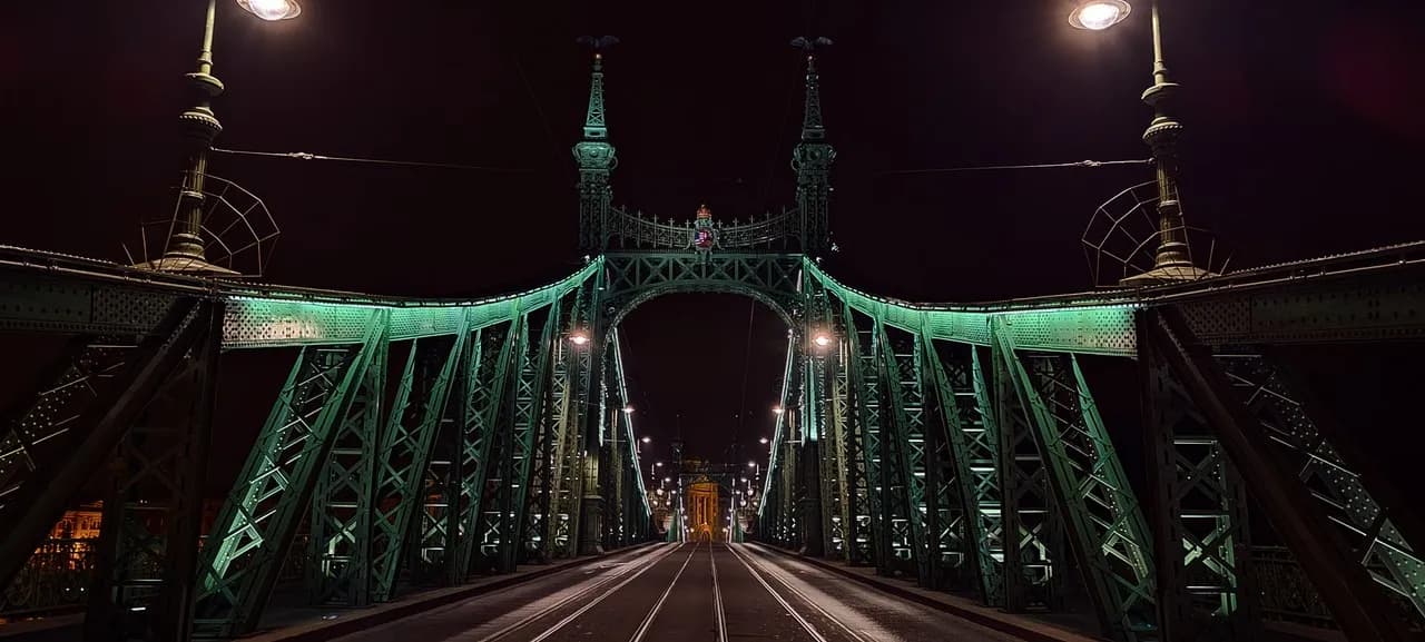 Szabadság Bridge - Hungary