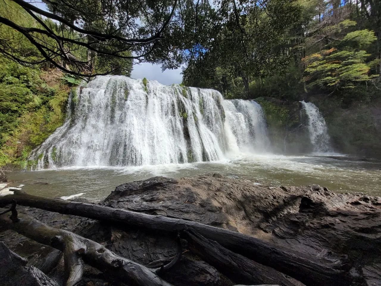Cascadas Ñivinco - Argentina
