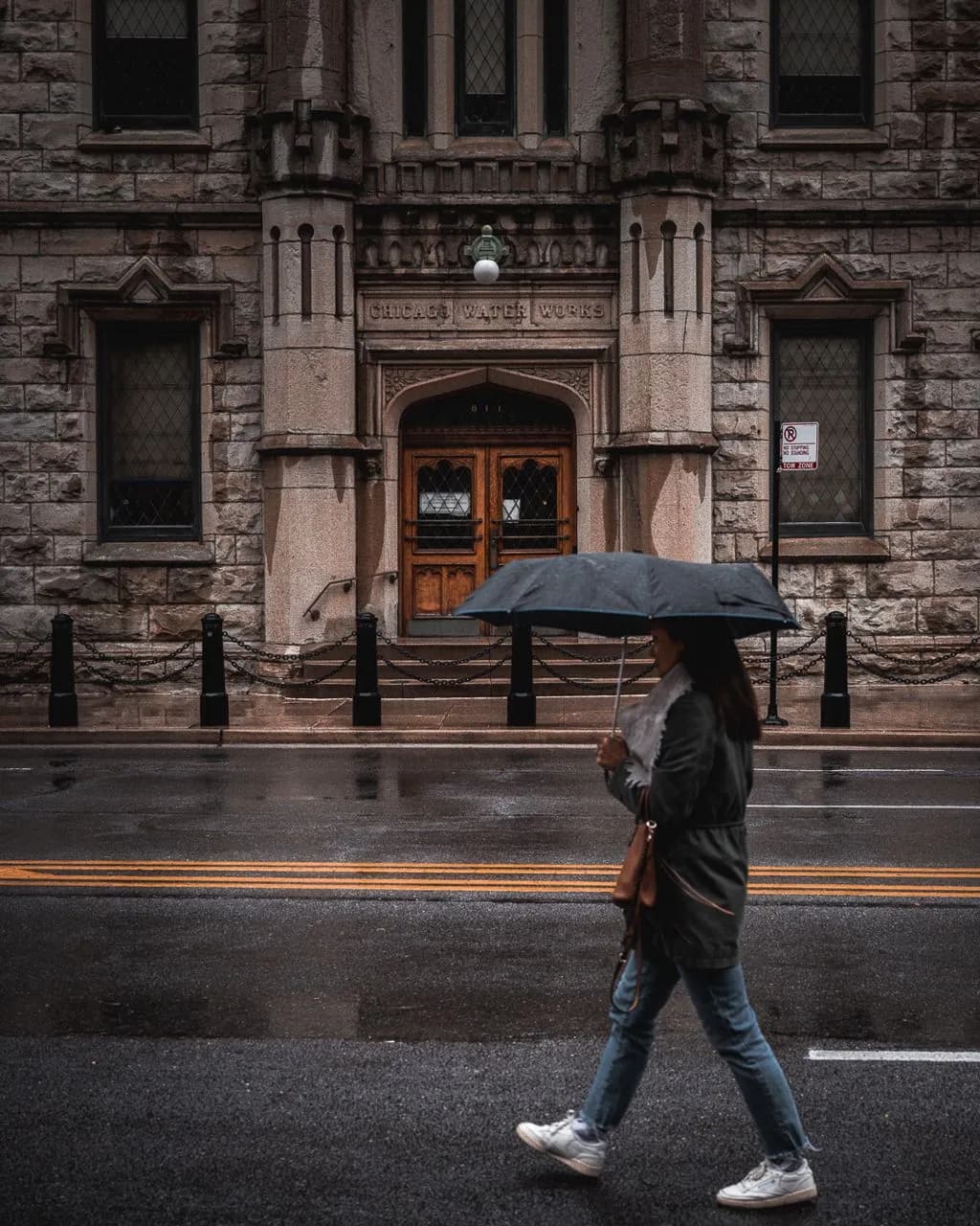 Water Tower - Frá The East side of the Water Tower looking across Michigan Ave east, United States