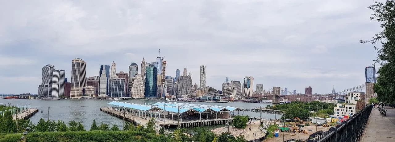 Manhattan - From Brooklyn Queens Expy, United States