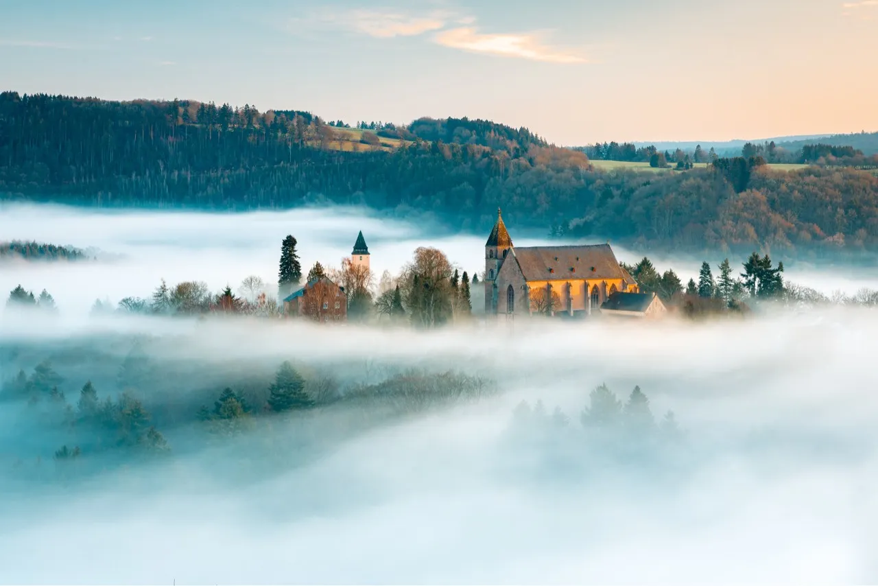 Stiftskirche Kyllburg - Desde Wilsecker Linde, Germany