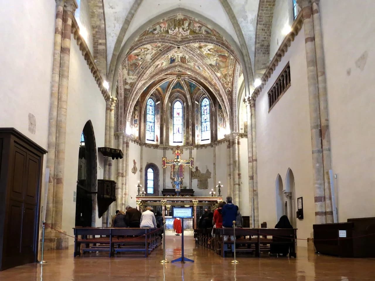 Basilica di Santa Chiars - De Inside, Italy