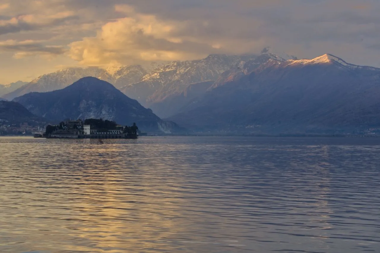 Isole Borromee - Dari Lungolago di Stresa, Italy