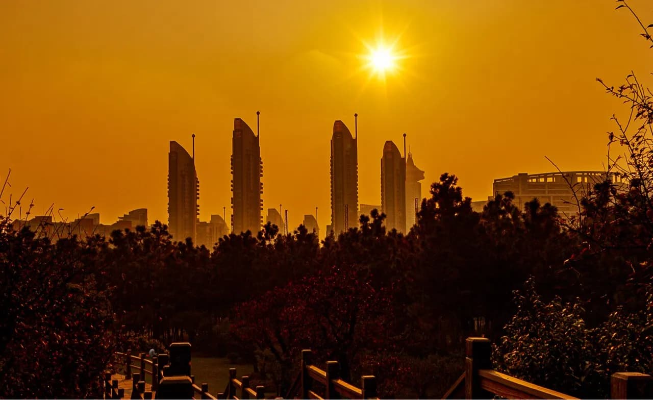 Lujiazui Century Finance Plaza - Från Century park shanghai, China