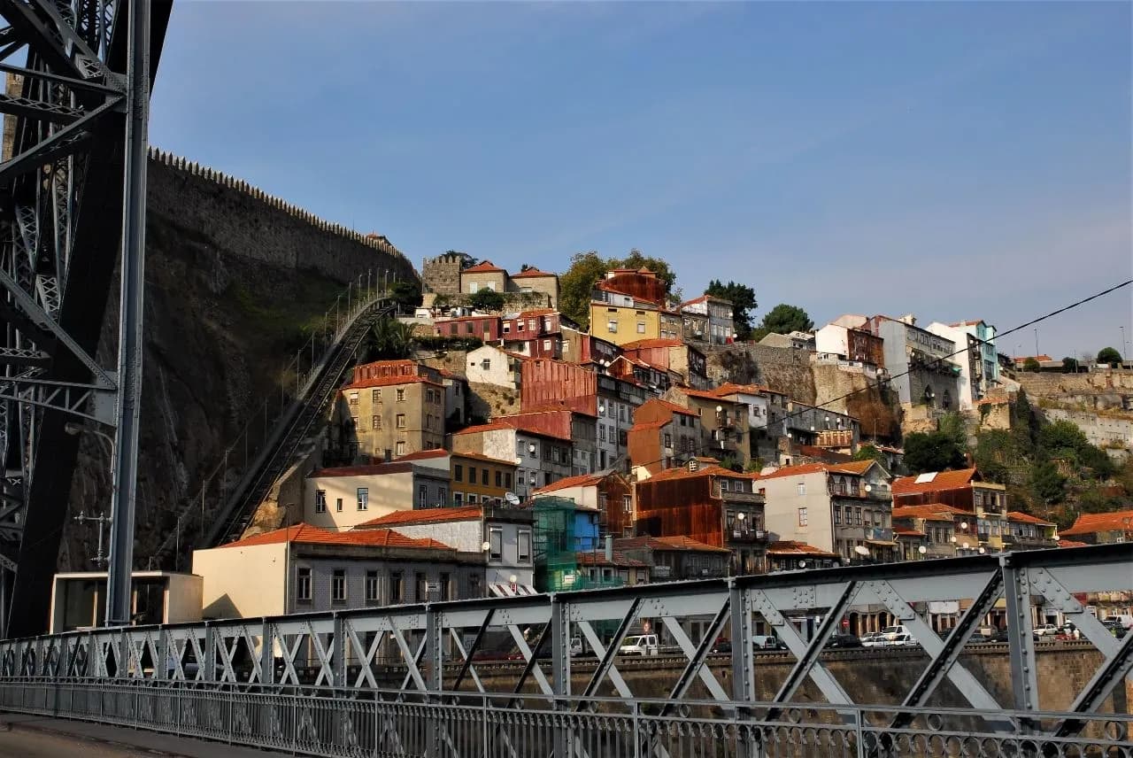 Lungo fiume Duero - De Ponte dom Luis, Portugal