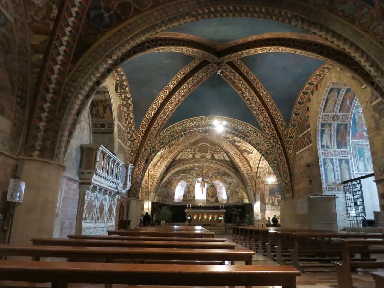 Basilica di San Francesco - Від Inside, Italy