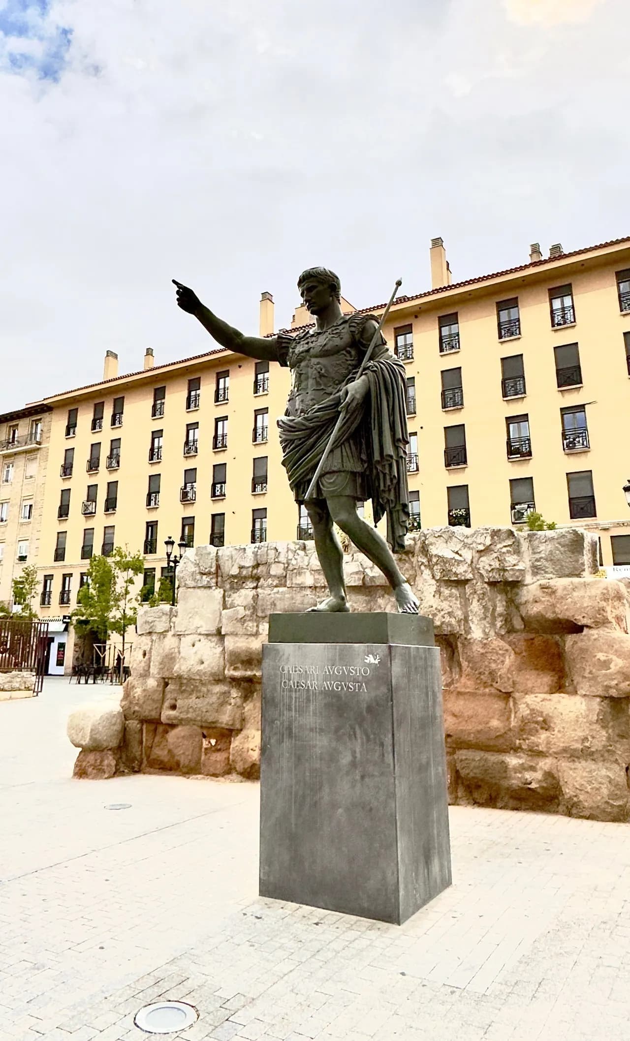 Monumento a César Augusto - Spain
