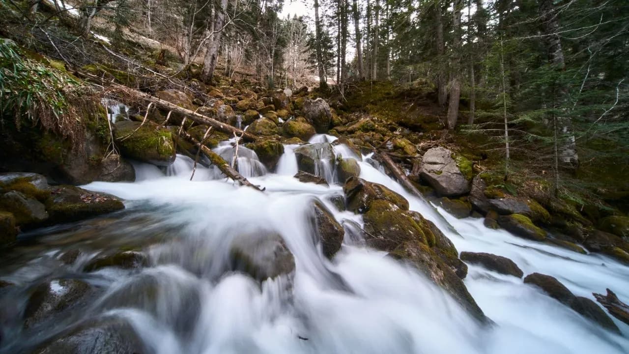 Waterfall - Tól Arriu Joèu, Spain