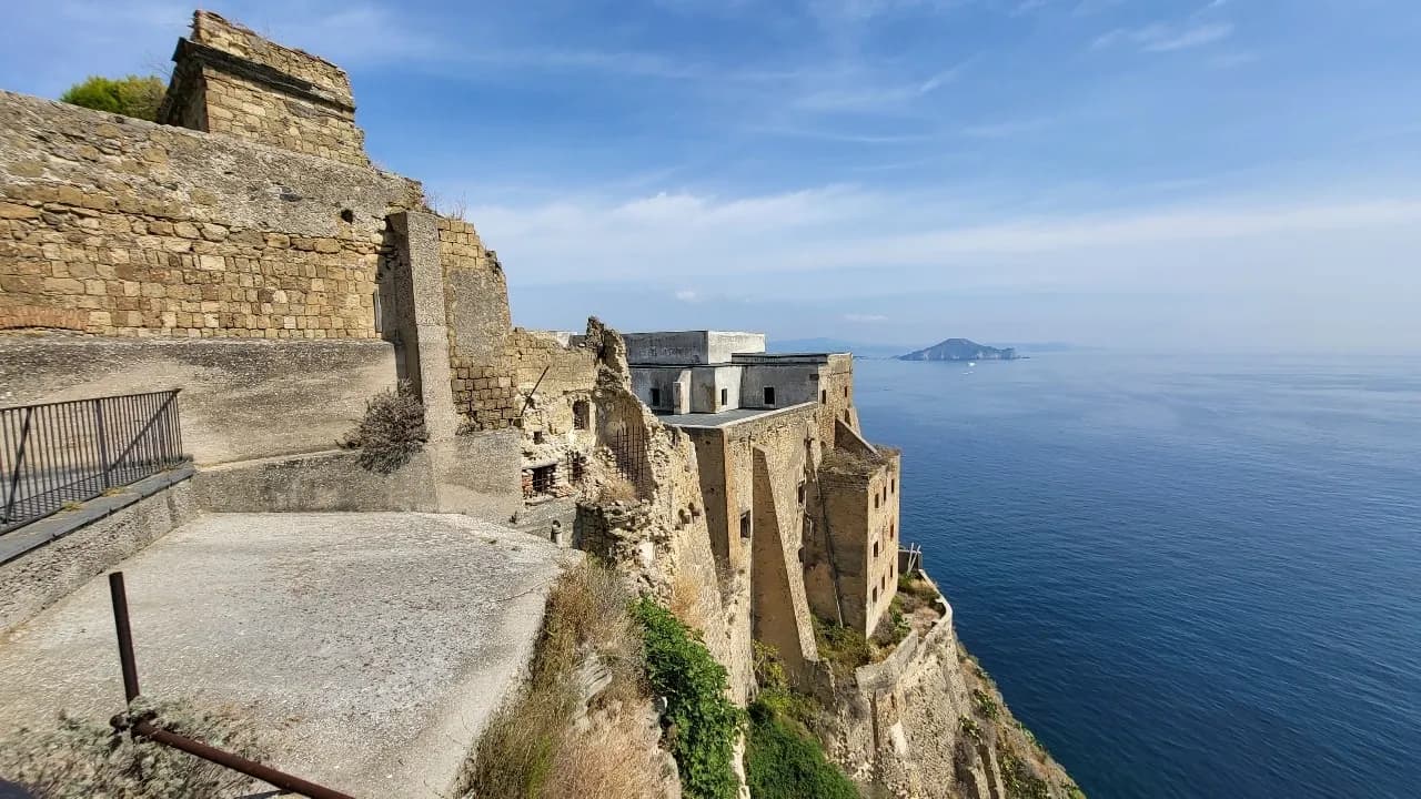 Palazzo D'Avalos ex carcere - De Punta dei Monaci, Italy