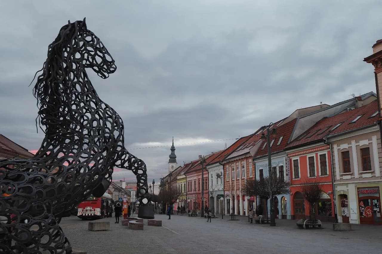 Hlavná - Від Neptune Fountain's Park, Slovakia