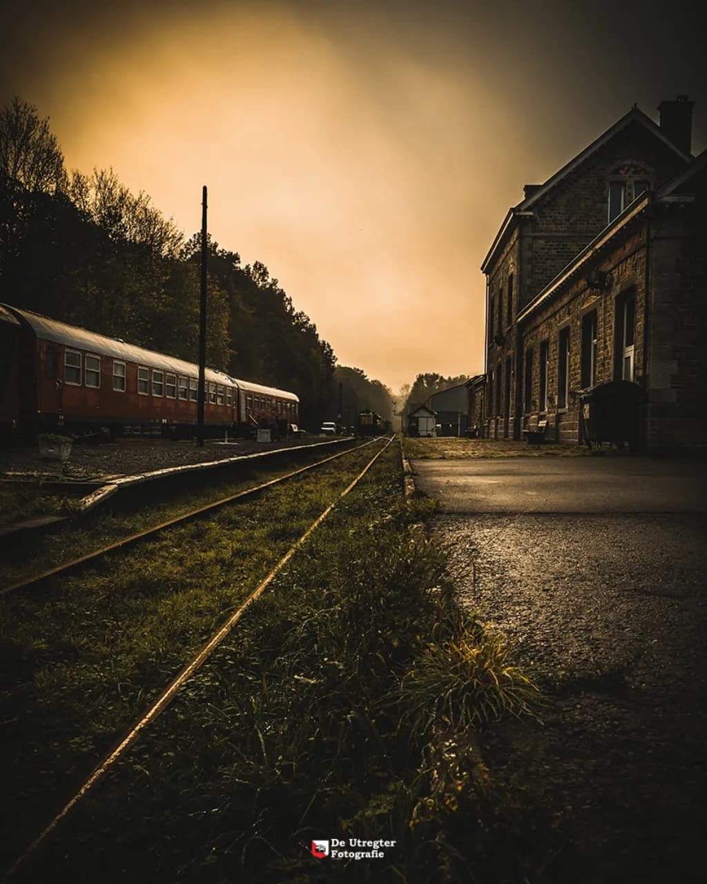 Oude station van Spontin - Belgium