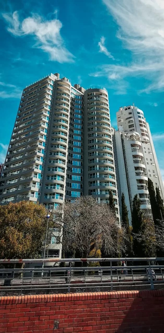 Torre Quinquela Plaza - 来自 Explanada Parque de España, Argentina