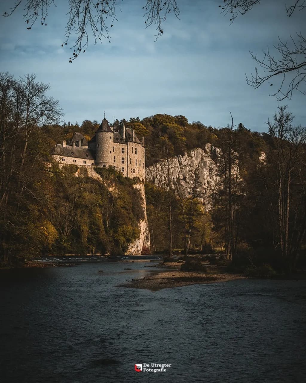 Kasteel Walzin - 출발지 Brug Walzin, Belgium