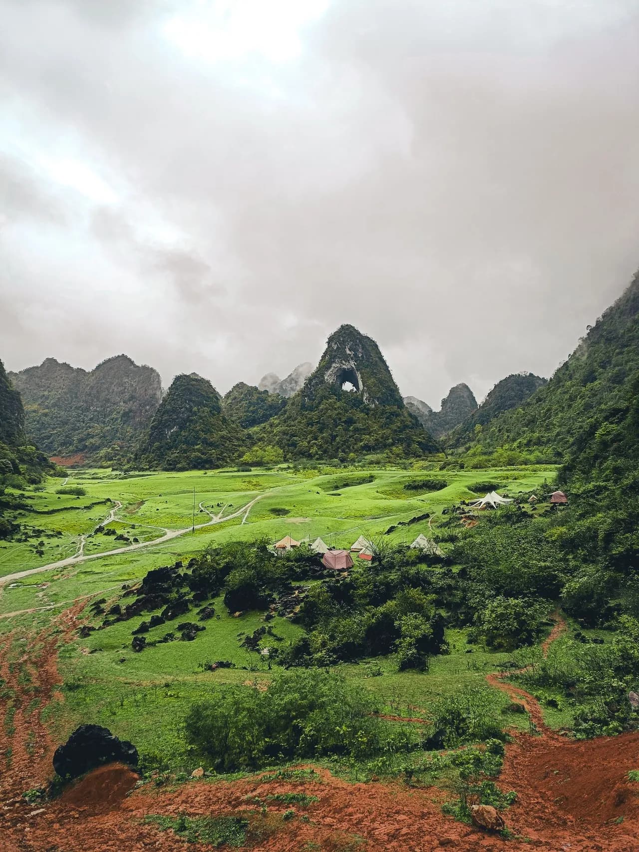 Núi Mắt Thần - من Eco Camping Tuor, Vietnam
