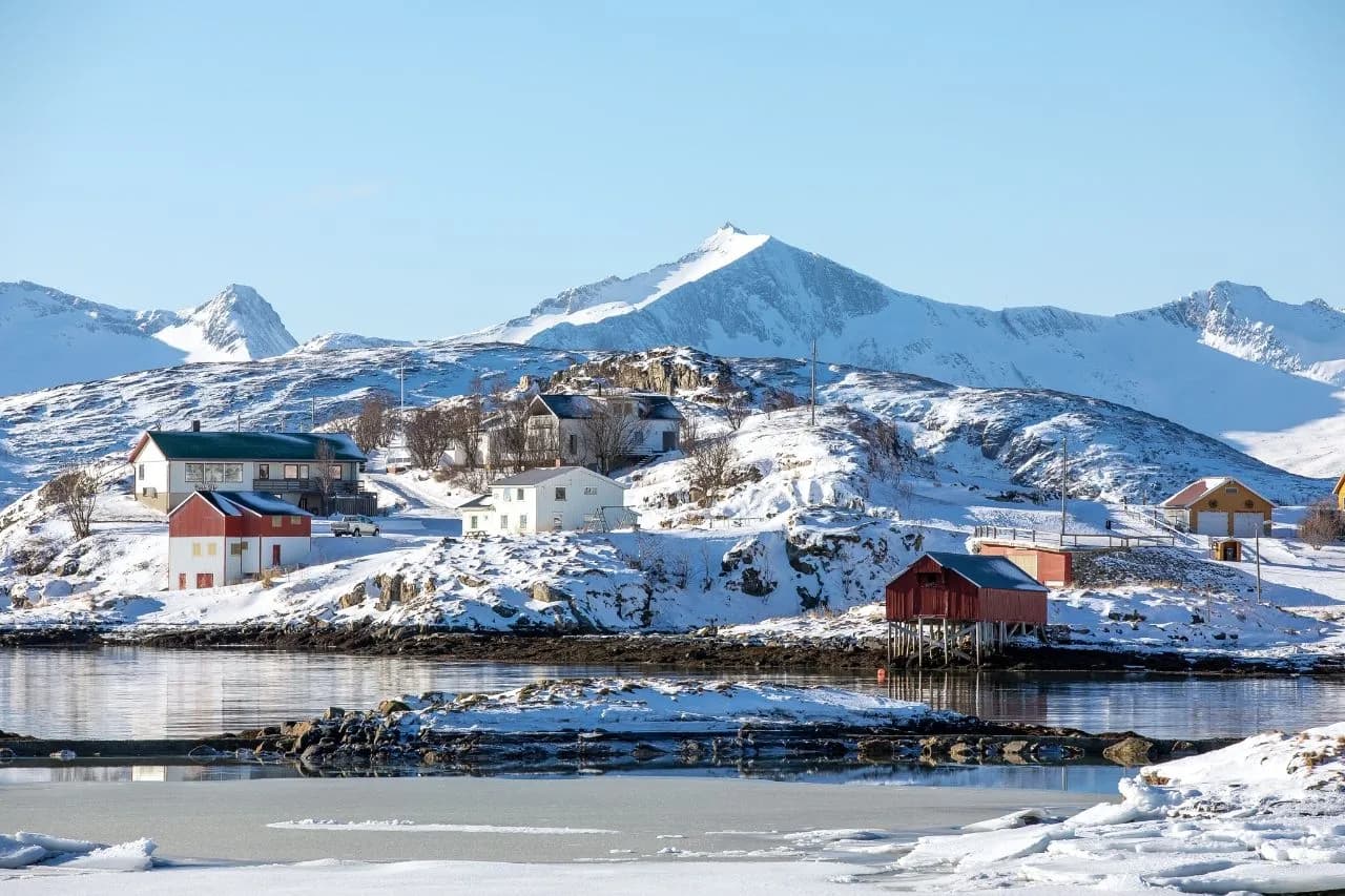 Sommarøy - Z Terrace of Sommarøy Arctic Hotel, Norway