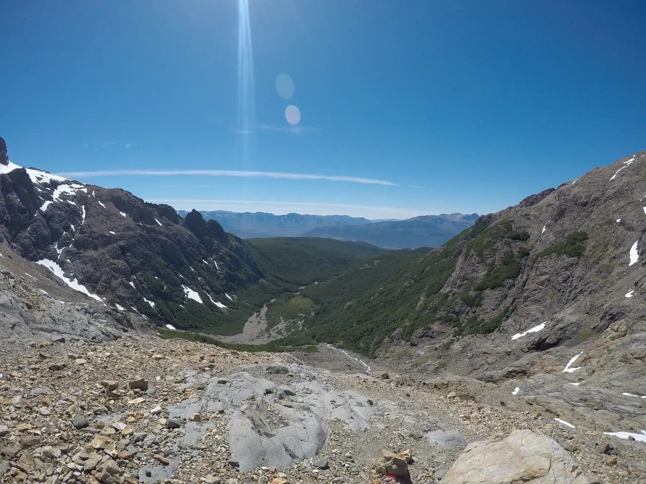 Valle Río Azul - От Laguna Glaciar Hielo Azul, Argentina