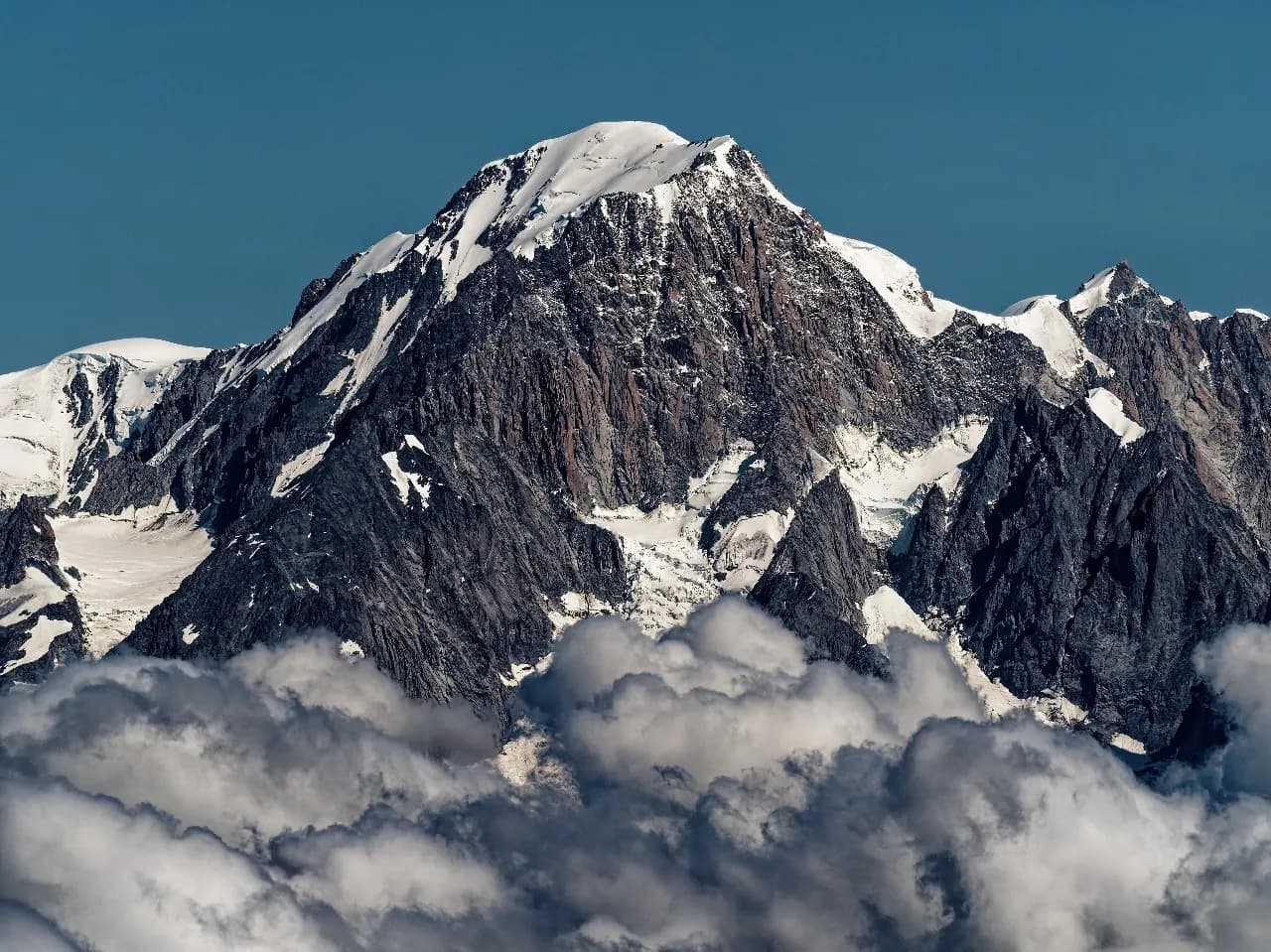 Le Mont-Blanc - От Aiguille de la Grande Sassière, France