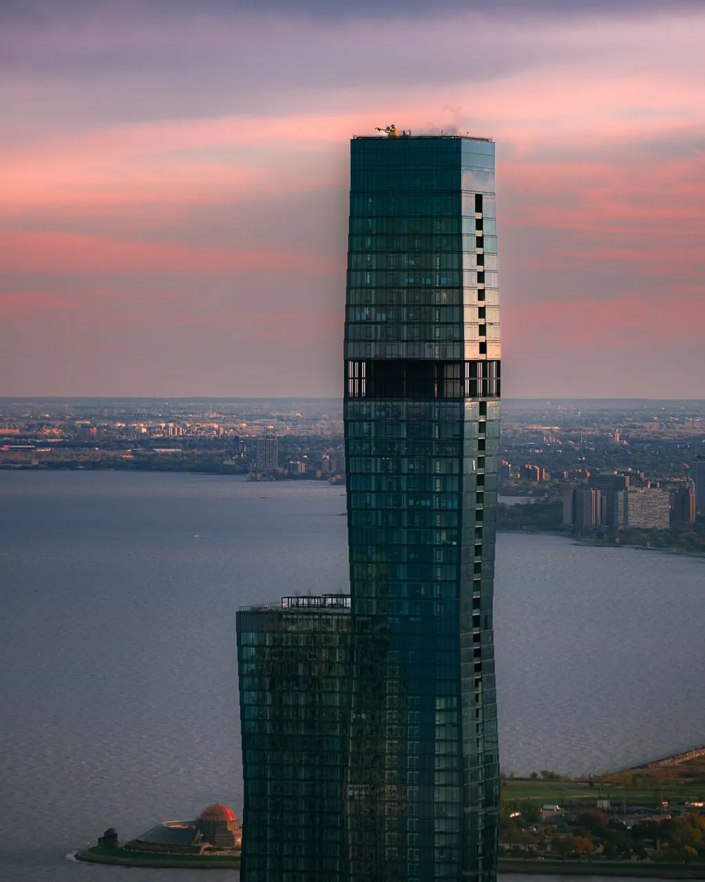 St Regis Residents - Vista Tower - Z 360Chicago - John Hancock Observatory, United States