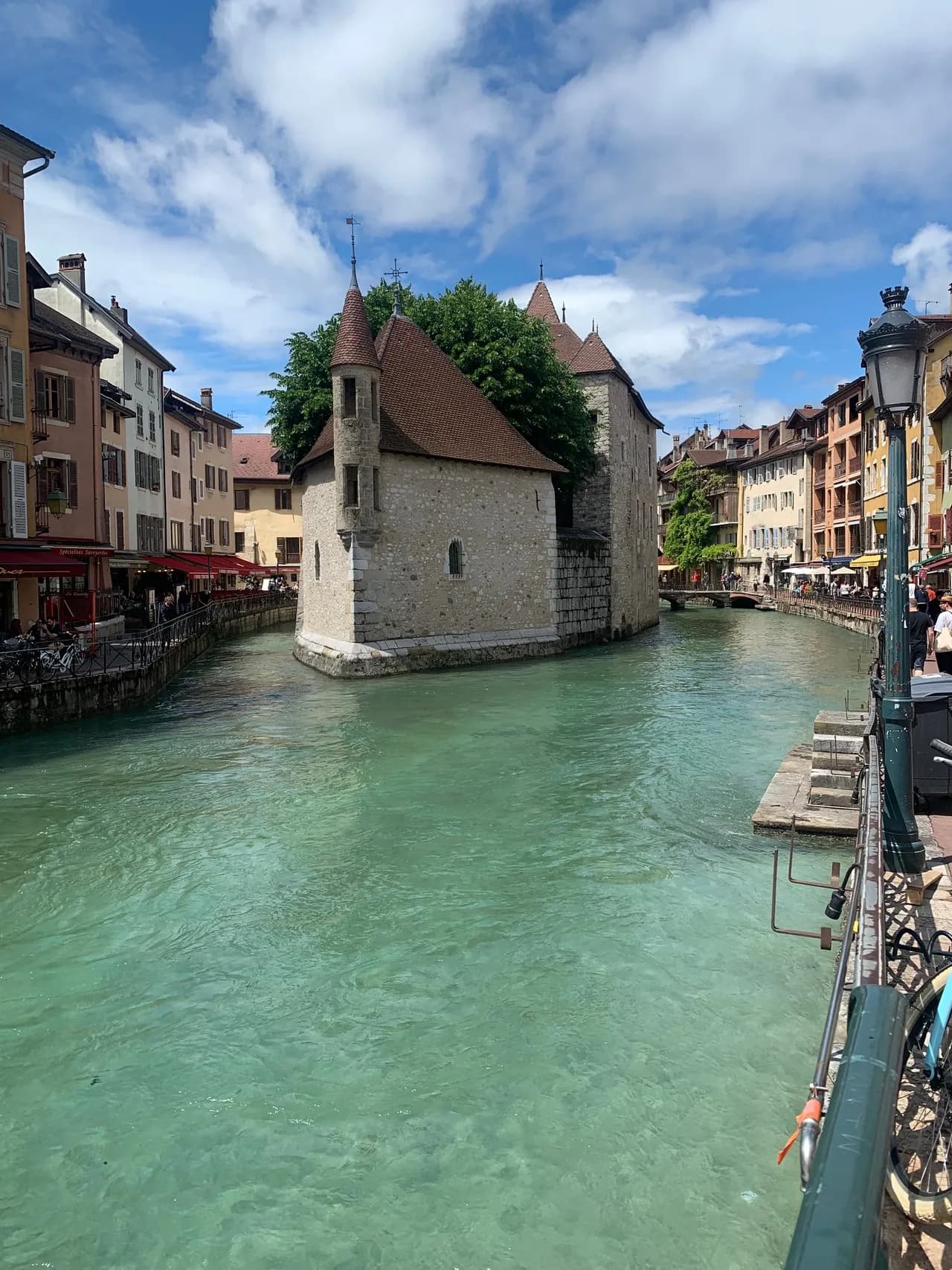 Le Palais de I'Île - Từ Pont du Perriere, France