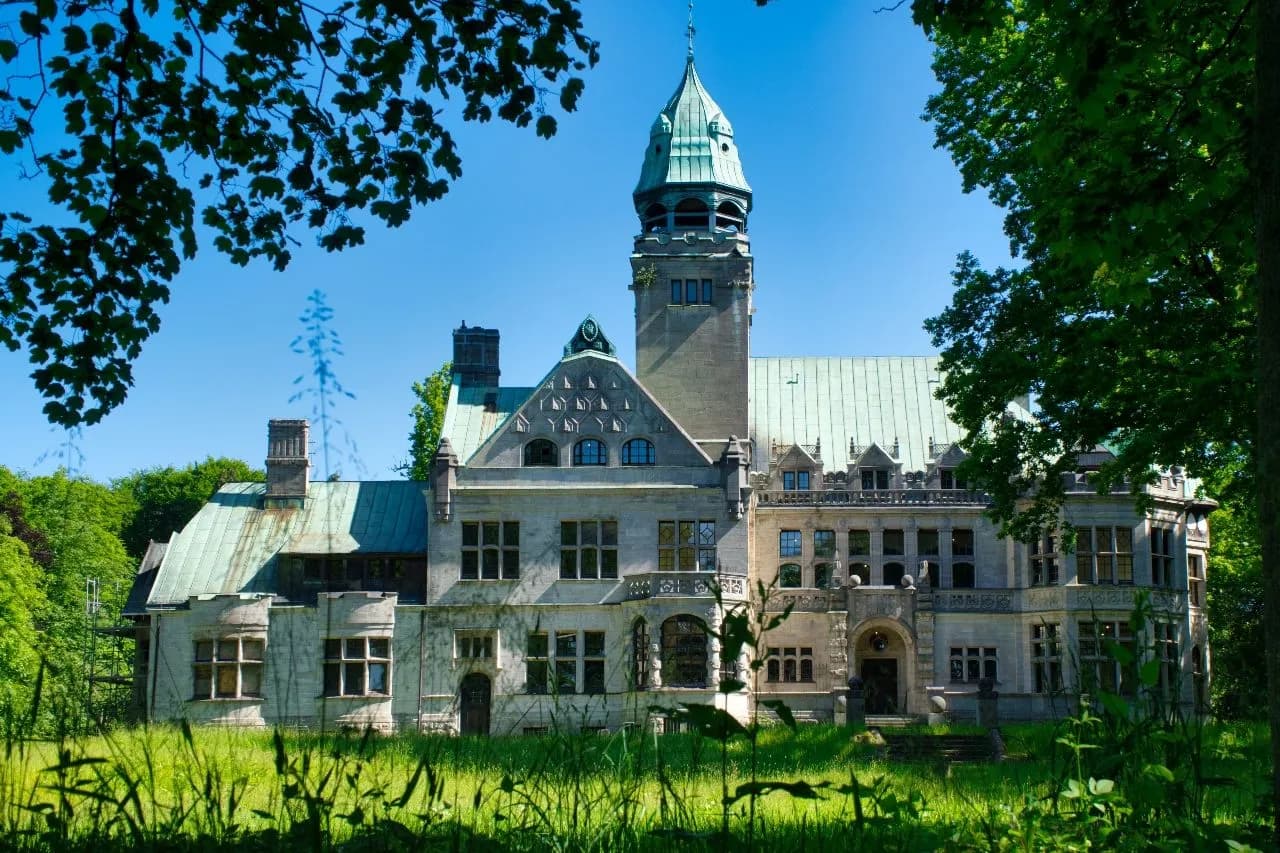 Schloss Grabau - From Straßenseite, Germany