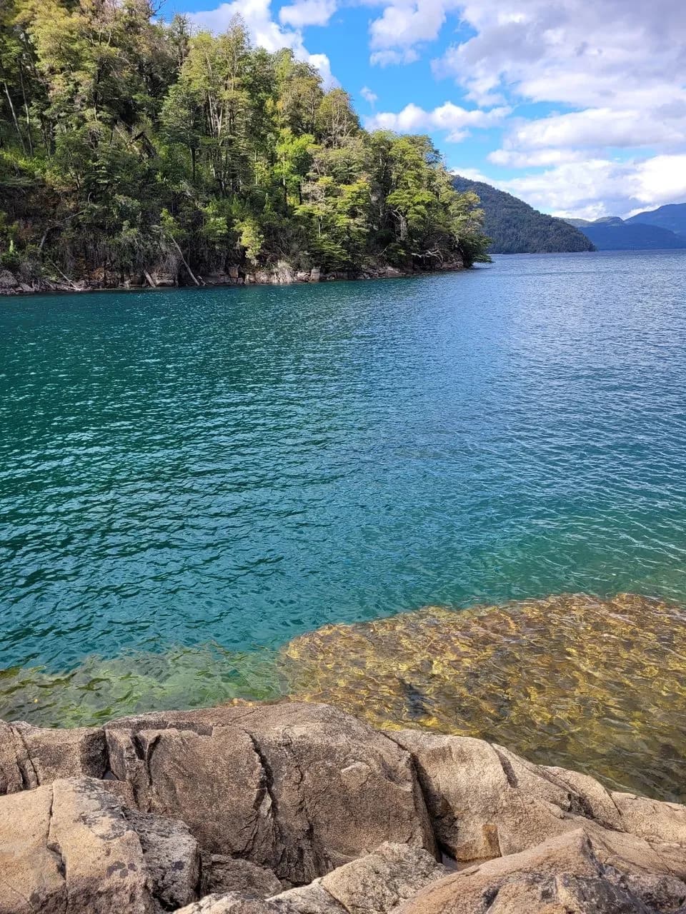 Lago Lacar - จาก Playa de Yuco, Argentina