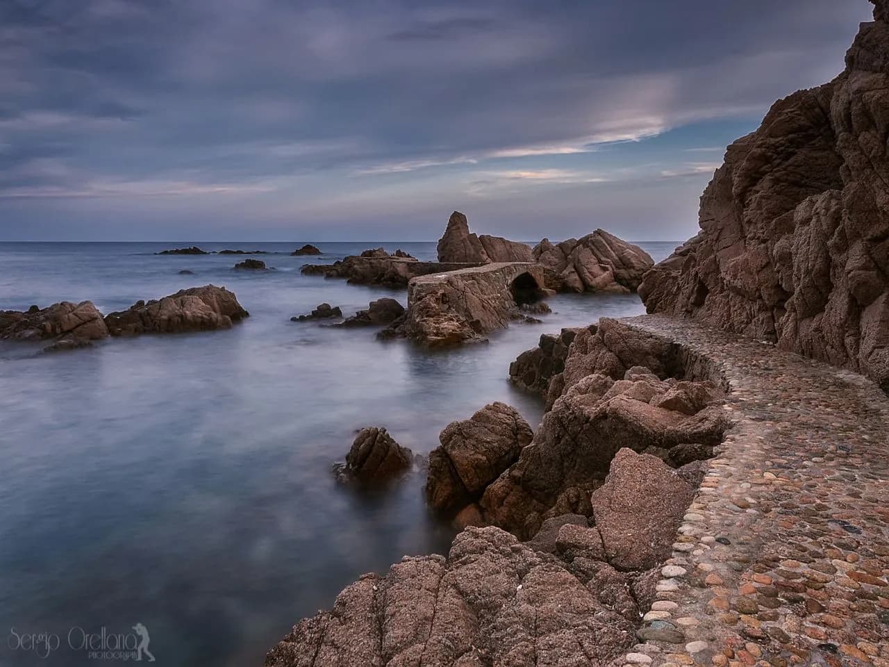 Esculls de Cayet - De Path, Spain